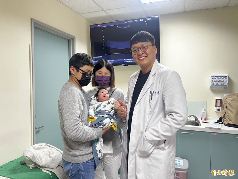 คุณแม่วัย 35 ปีที่ไต้หวัน คลอดบุตรตามธรรมชาติหลังจากกระตุ้นการคลอด 5 ชั่วโมง